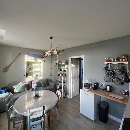 Appartement L 'emeraude, Appt Avec Terrasse Proche De La *